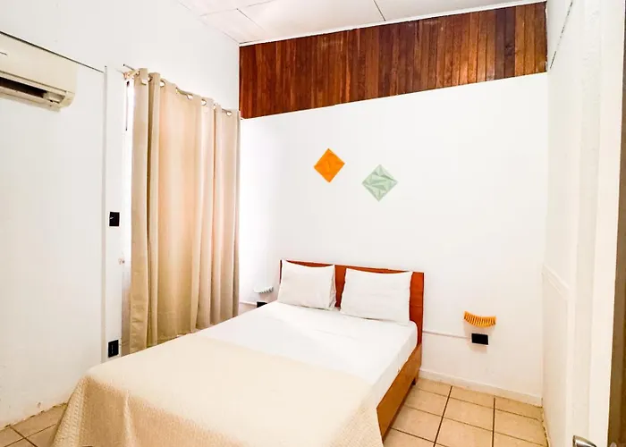 Hotel Coconut House